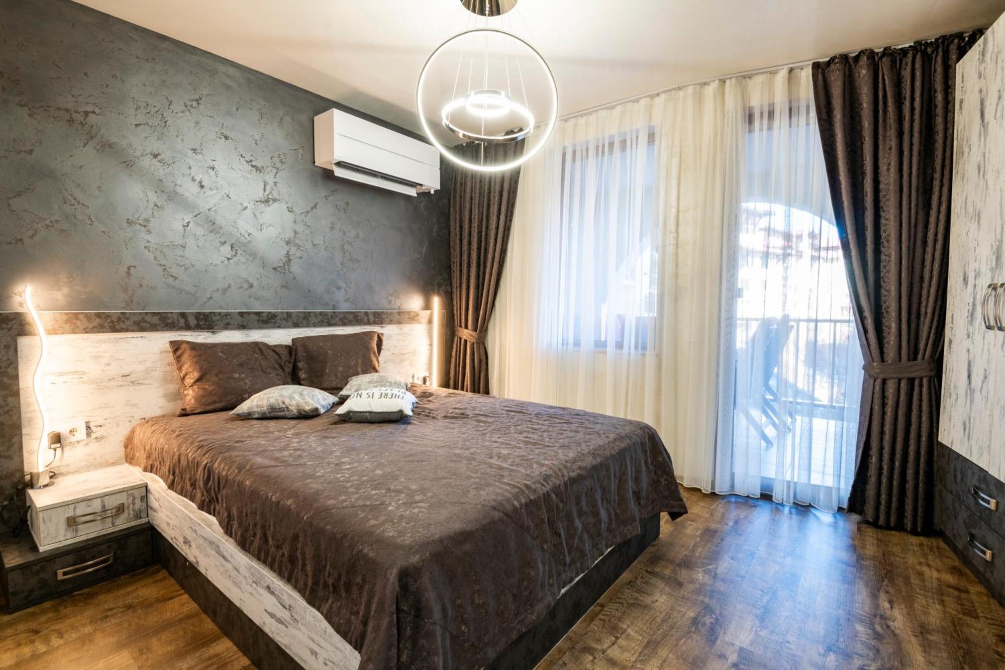 Luxe Apartment Grand Monastery In بامبوروفو المظهر الخارجي الصورة
