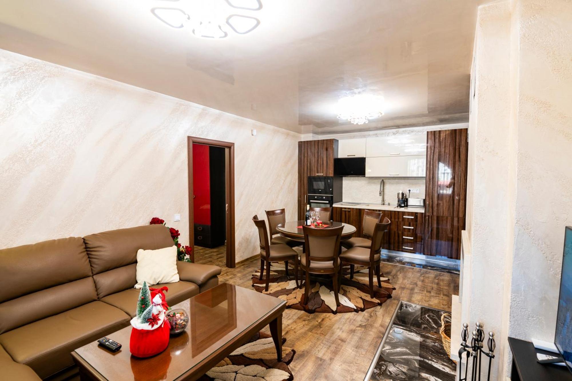 Luxe Apartment Grand Monastery In بامبوروفو المظهر الخارجي الصورة